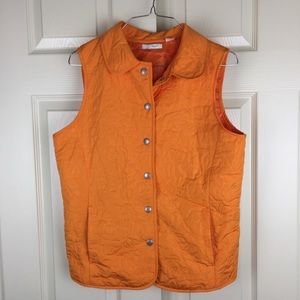 Liz Claiborne Floral Embroidered Golf Snap Vest